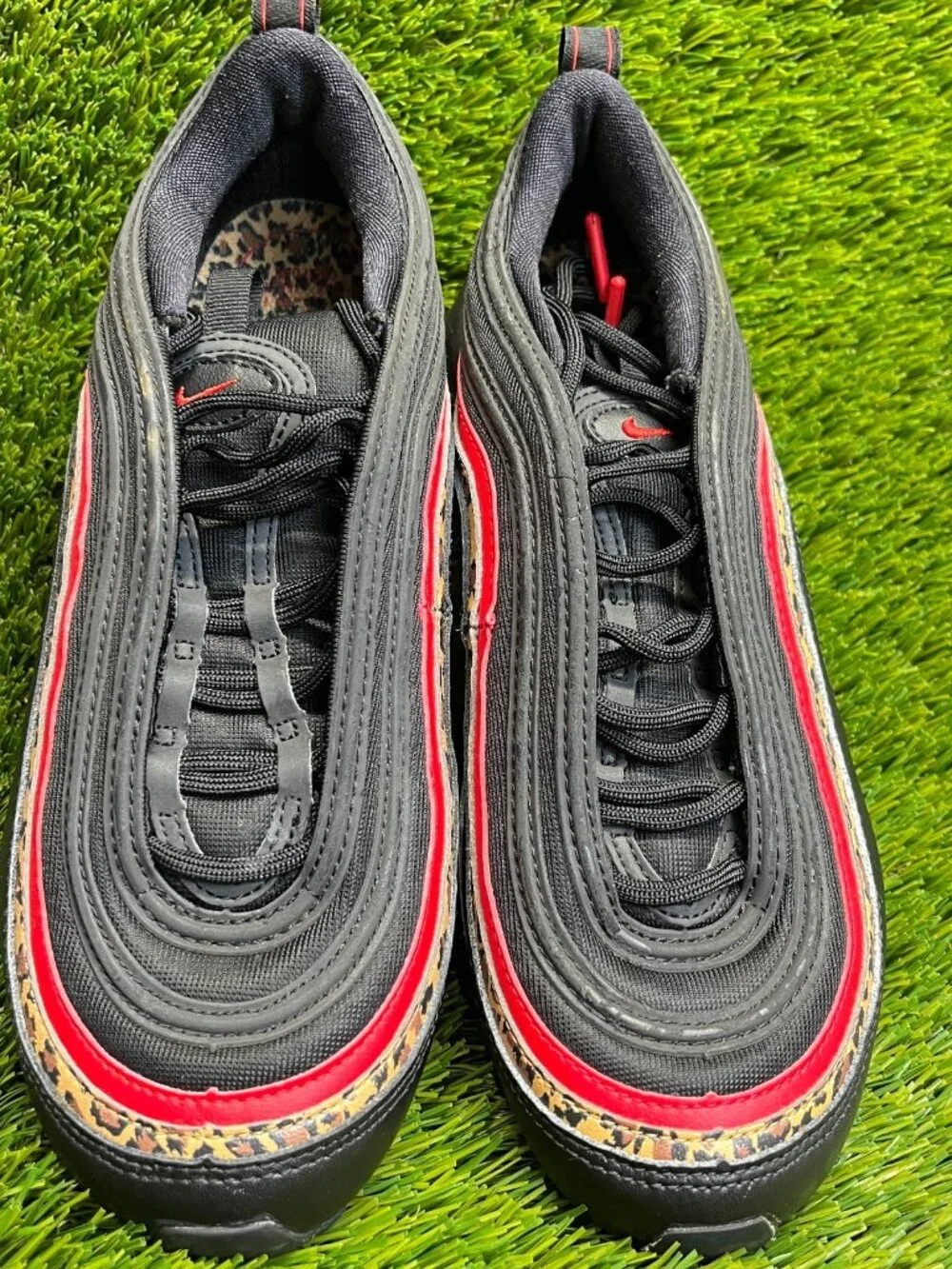 Nike sleek air